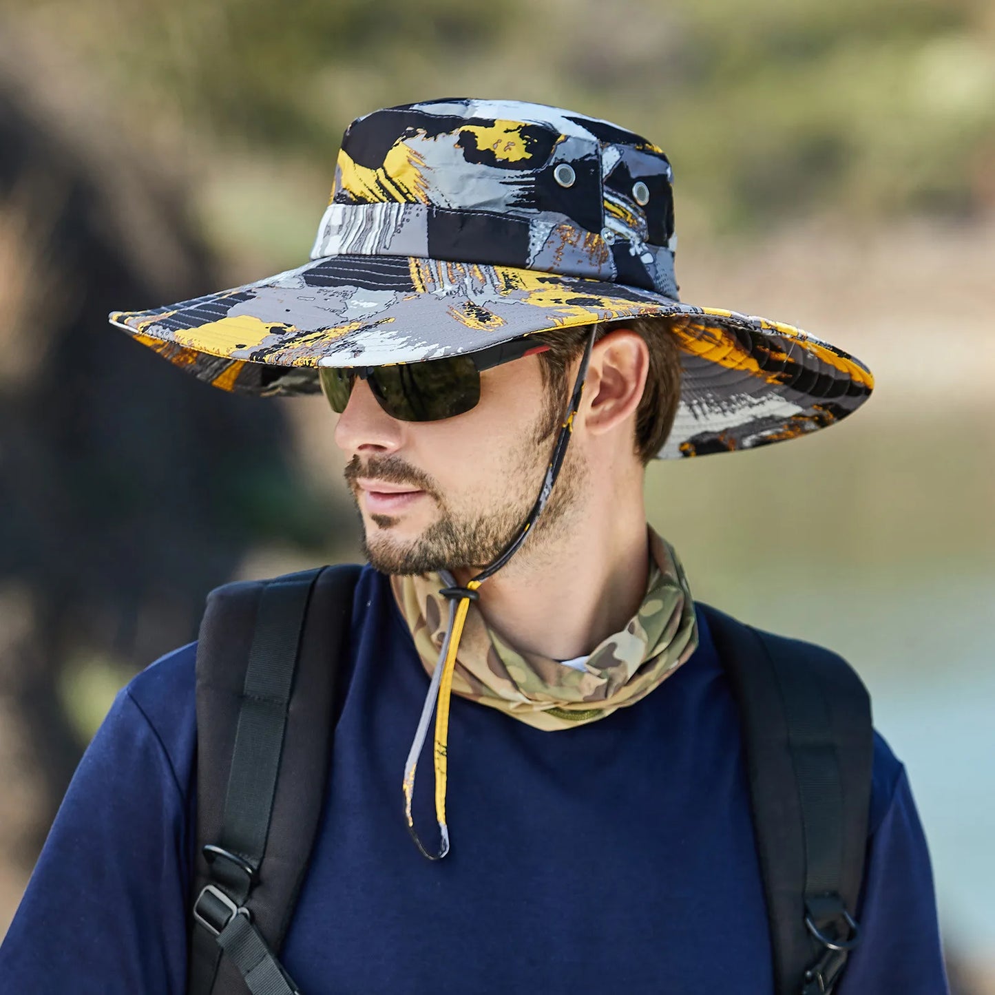 Wide brim camouflage hat yellow